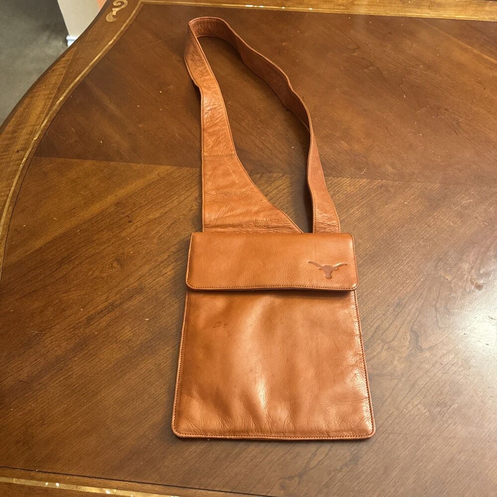 Canton Outback Sling Bag Texas Longhorns - Picture 5 of 9